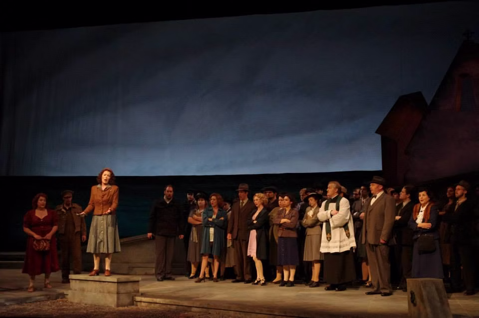 Ellen and Townspeople- Peter Grimes